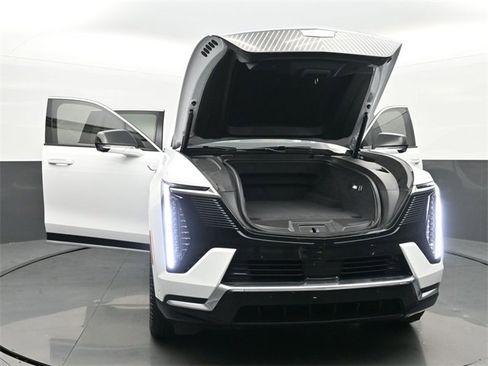New 2025 Cadillac Escalade IQ Luxury 2 image 56
