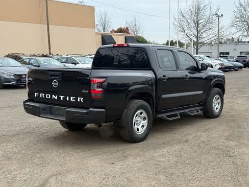 Used 2023 Nissan Frontier S w/ Technology Package image 3