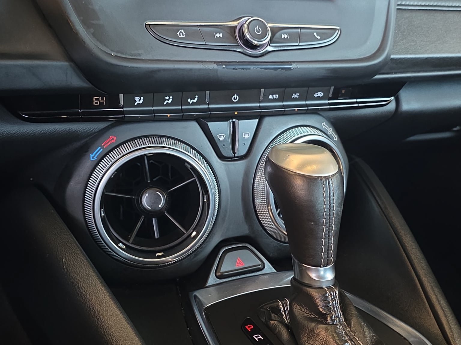 Used 2023 Chevrolet Camaro LT RWD image 18