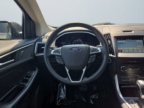 Used 2016 Ford Edge SEL w/ Equipment Group 201A AWD/4WD image 12