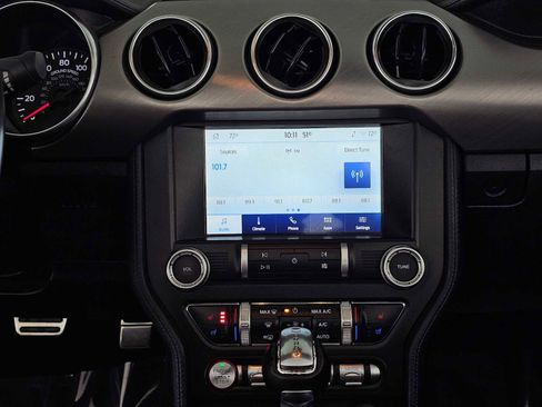 Used 2022 Ford Mustang Premium image 25