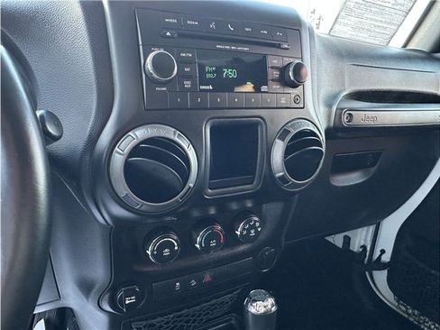 Used 2017 Jeep Wrangler Sport w/ Quick Order Package 24S image 31