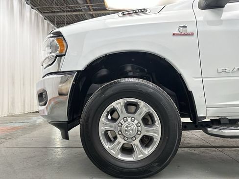 Used 2024 RAM 3500 Big Horn AWD/4WD image 22