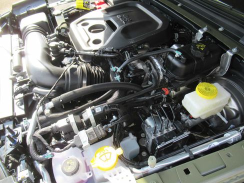 New 2026 Jeep Wrangler Unlimited Sport image 14