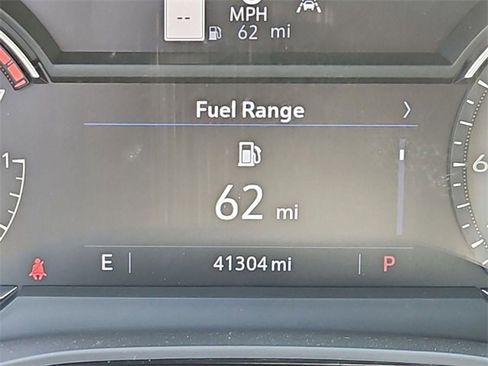 Used 2022 Cadillac XT5 Premium Luxury w/ LPO, Floor Liner Package image 12