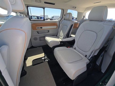 Used 2025 Volkswagen ID. Buzz 1st Edition AWD/4WD image 7