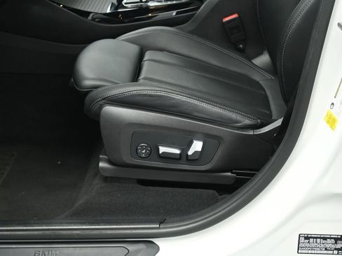 Used 2023 BMW X3 sDrive30i image 10