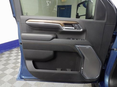 Used 2024 Chevrolet Silverado 2500 High Country image 57