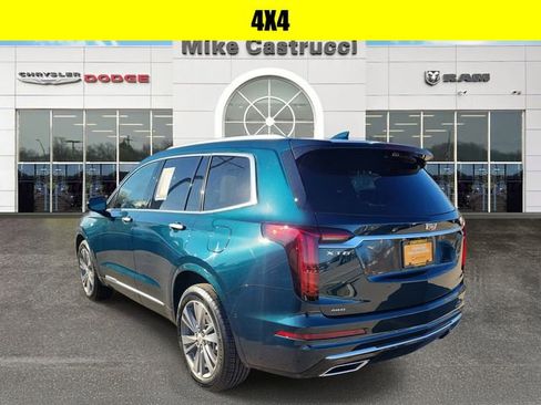 Used 2025 Cadillac XT6 Premium Luxury w/ Technology Package image 6