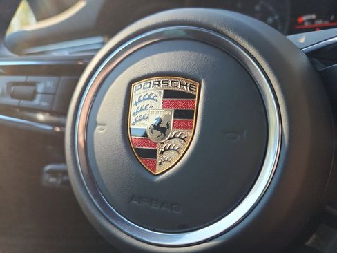 New 2026 Porsche Macan GTS image 22