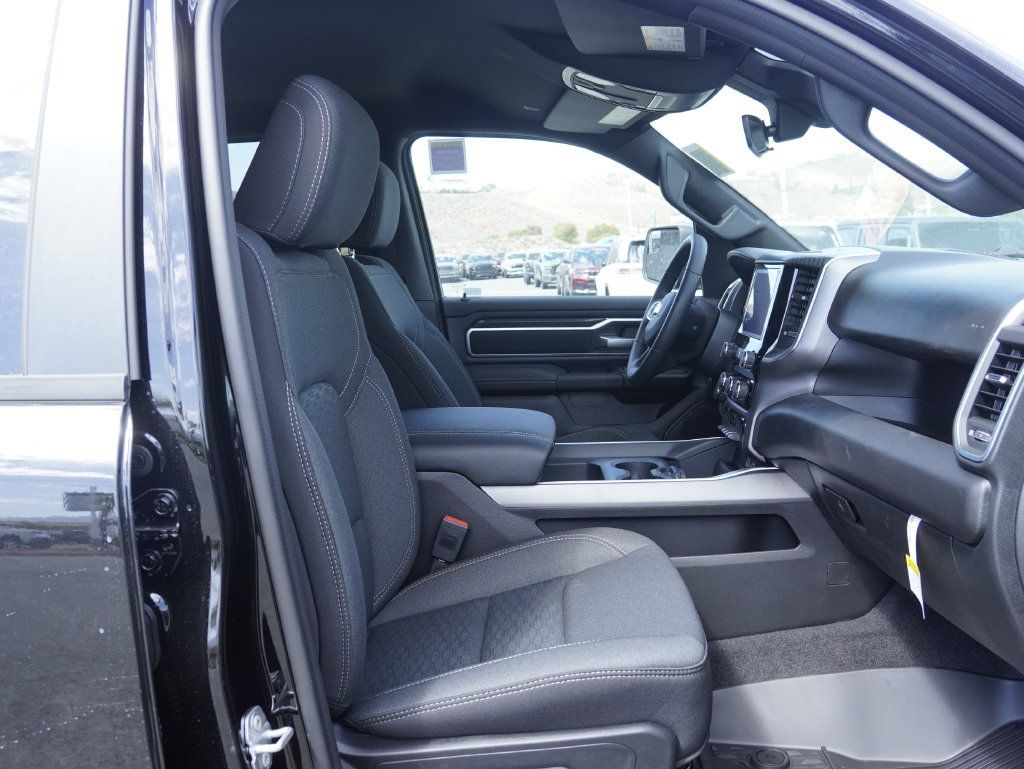 New 2026 RAM 1500 Big Horn AWD/4WD image 29