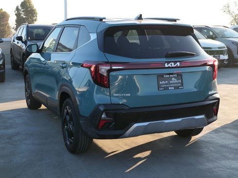 New 2026 Kia Seltos EX w/ EX Sunroof Package image 5