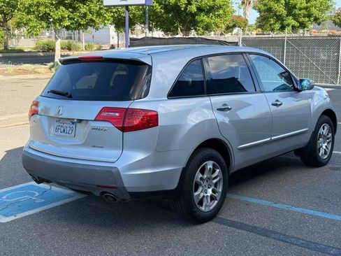 Used 2009 Acura MDX w/ Technology & Entertainment AWD/4WD image 2