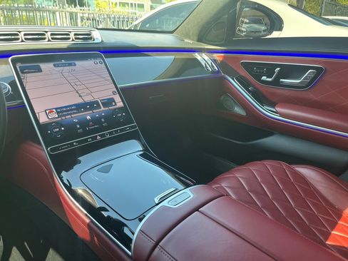 Used 2022 Mercedes-Benz S 500 4MATIC image 22