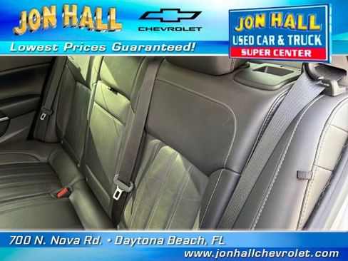 Used 2017 Buick Regal Sport Touring image 20