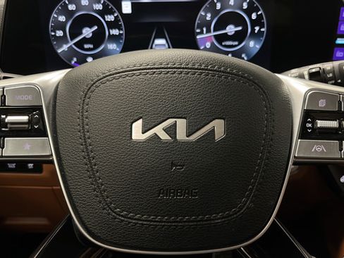 Used 2024 Kia Telluride SX Prestige X-Line AWD/4WD image 16