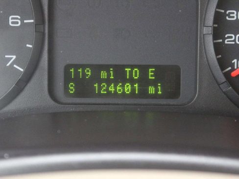 Used 2006 Ford Freestyle SEL image 10