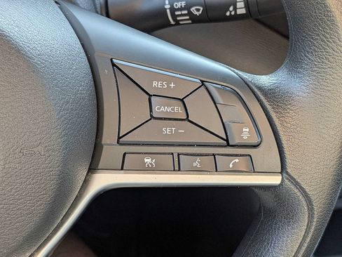 Used 2023 Nissan Sentra SV FWD image 26