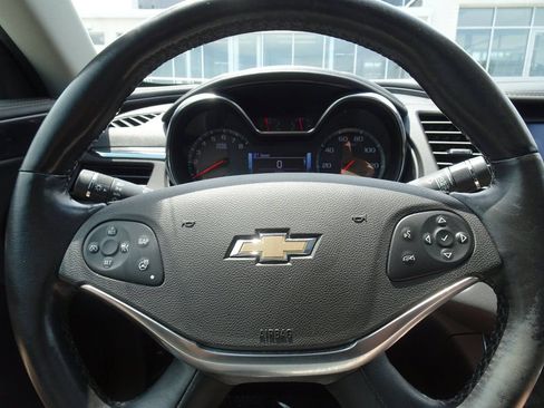 Used 2020 Chevrolet Impala Premier w/ Premier Confidence Package FWD image 21