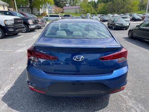 Used 2019 Hyundai Elantra SE FWD image 7