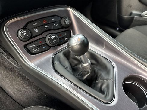 Used 2015 Dodge Challenger R/T Scat Pack image 26