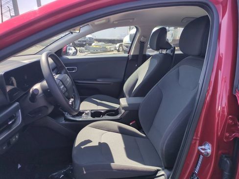 Used 2025 Kia K4 FWD image 23
