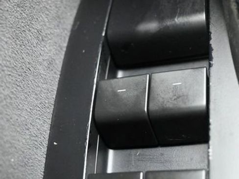 Used 2023 Tesla Model 3 Standard Range RWD image 19