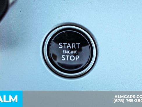 Used 2024 Land Rover Range Rover SE image 31