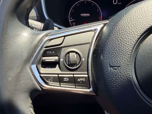 Used 2023 Acura MDX SH-AWD image 28