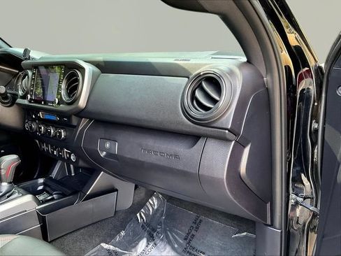 Used 2021 Toyota Tacoma TRD Pro AWD/4WD image 29