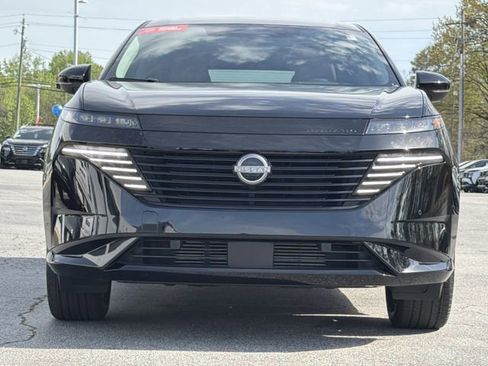 Used 2025 Nissan Murano Platinum w/ Cargo Package image 1