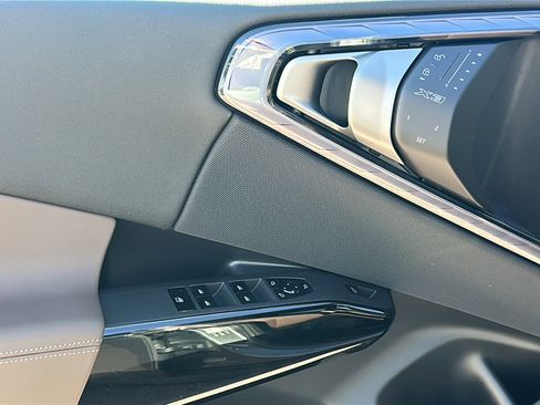 New 2026 BMW X3 xDrive30 image 13