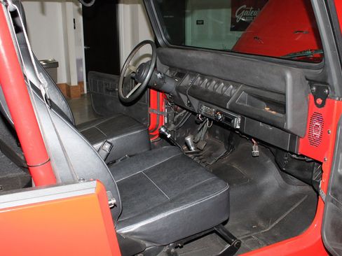 Used 1993 Jeep Wrangler S AWD/4WD image 7