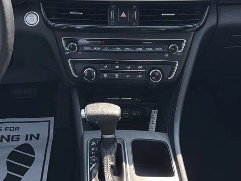 Used 2020 Kia Optima SE FWD image 17