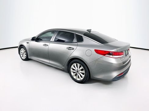 Used 2017 Kia Optima LX w/ Option Group 014 image 5