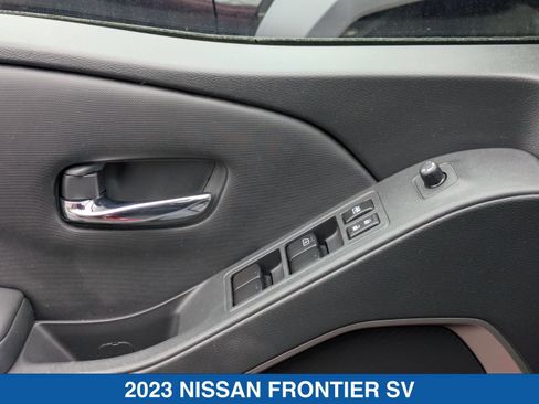 Used 2023 Nissan Frontier SV w/ Tow Package AWD/4WD image 13