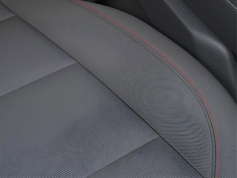 New 2025 Chevrolet Traverse LT w/ Midnight/Sport Edition image 23