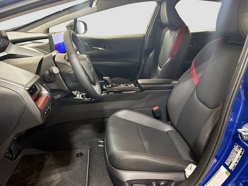 New 2026 Toyota Prius Plug-In Hybrid FWD image 18