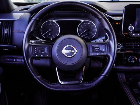 Used 2023 Nissan Pathfinder Rock Creek image 13