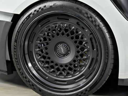 Used 2024 Porsche 911 GT3 RS RWD image 12
