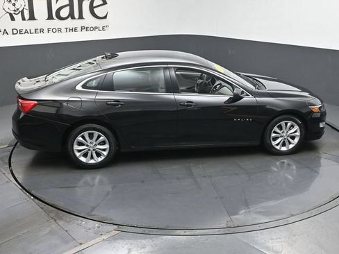 Used 2025 Chevrolet Malibu LT FWD image 38