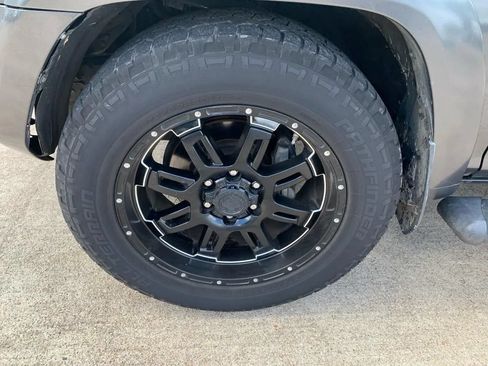 Used 2019 Toyota 4Runner SR5 RWD image 20