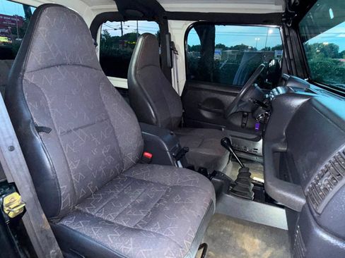 Used 2002 Jeep Wrangler Sport AWD/4WD image 19