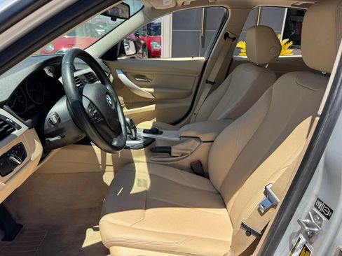 Used 2014 BMW 320i xDrive Sedan AWD/4WD image 15