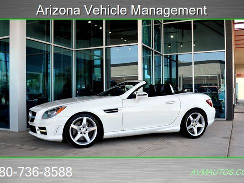 Used 2012 Mercedes-Benz SLK 350 image 9