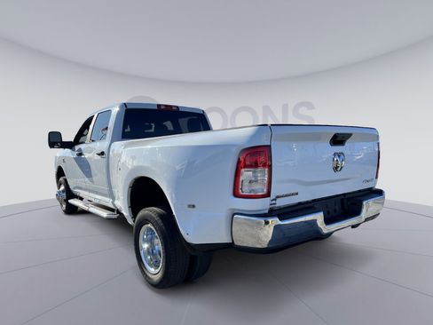 Used 2023 RAM 3500 Big Horn w/ Level 1 Equipment Group AWD/4WD image 4