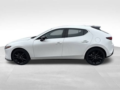 New 2026 MAZDA MAZDA3 Hatchback w/Premium Plus Pkg image 2
