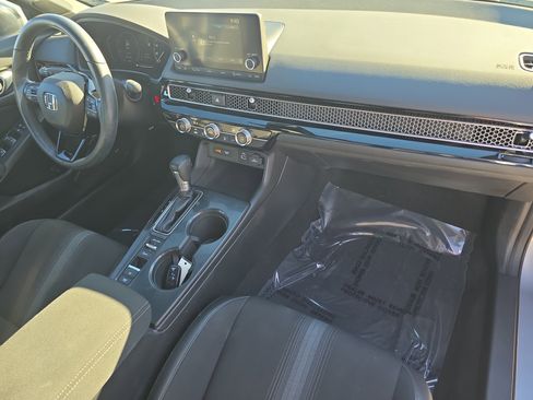 Used 2022 Honda Civic Sport image 10