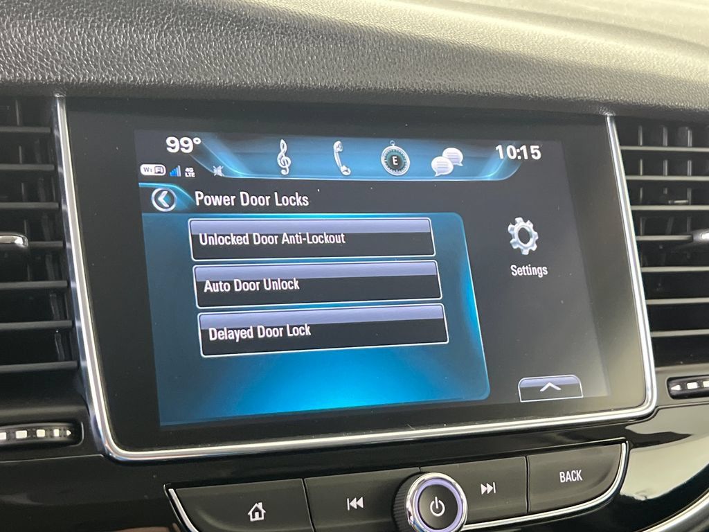 Used 2018 Buick Encore Sport Touring w/ Safety Package FWD image 38