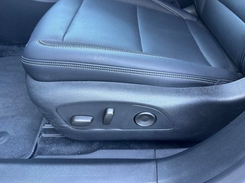 Used 2026 Chevrolet Blazer EV LT FWD image 14